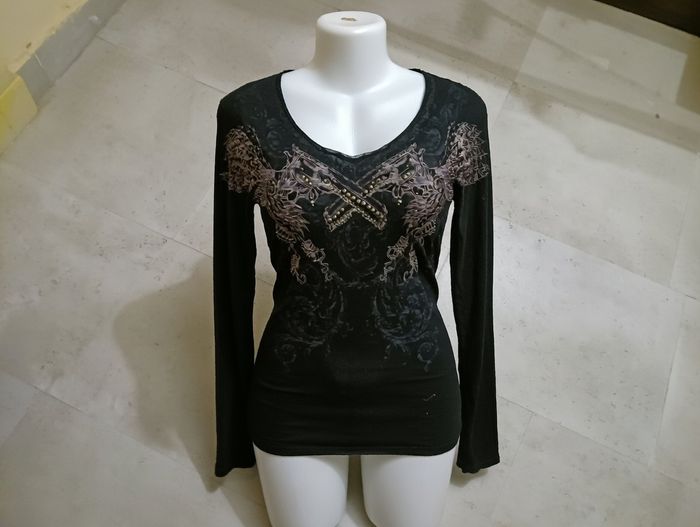 top fin manches longues noir dessins et strass et dessins dans le dos Taille unique