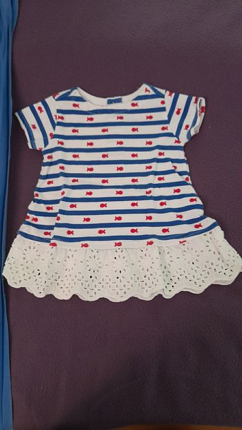 Robe manches courtes. Taille 12 mois.