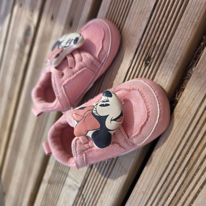 Paire de chaussure 6 / 9 mois