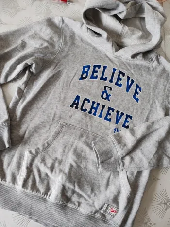 Sweat à capuche 14 ans