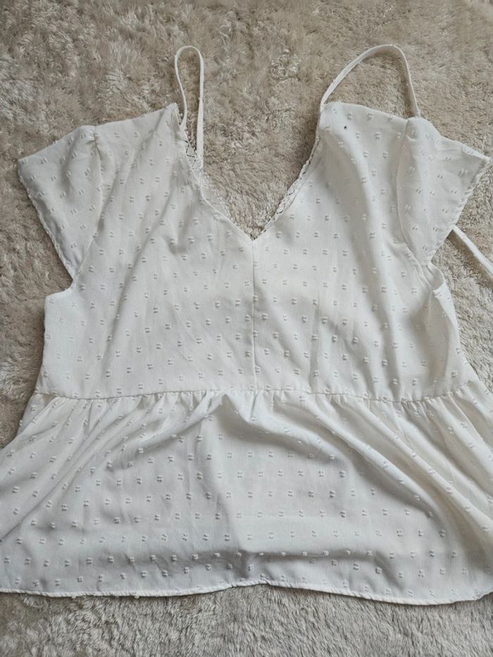 Haut blanc - photo numéro 2