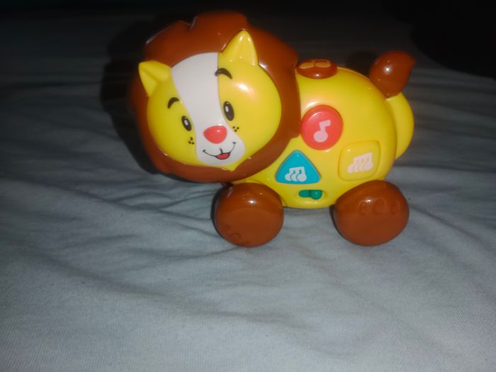 Lion électronique