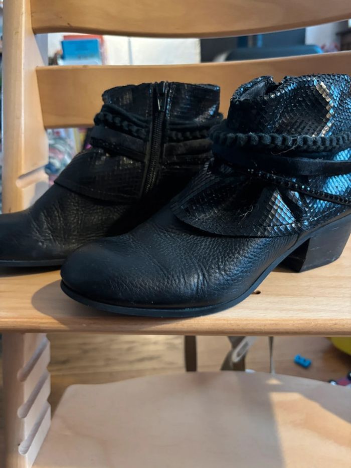 Bottines en cuir noir effet serpent Mamzelle - photo numéro 3
