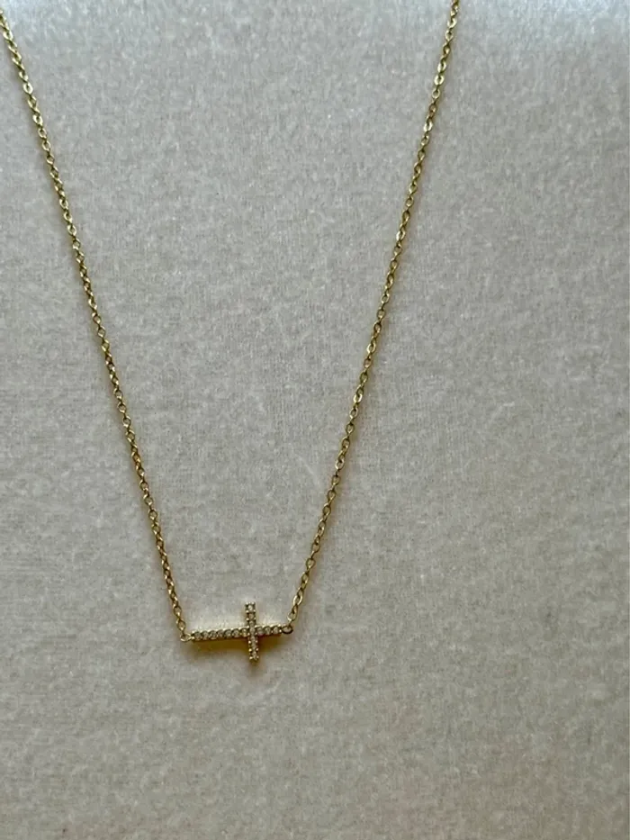 Collier chaîne réglable acier inoxydable or croix horizontale zircons - photo numéro 7