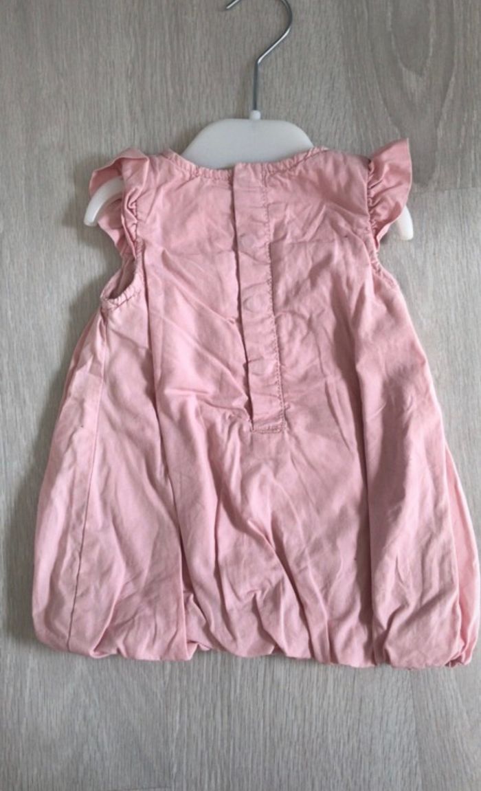 Robe 3 mois neuve - photo numéro 2