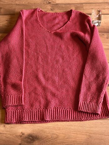 Je vend un pull femme taille 42-44 très bon état