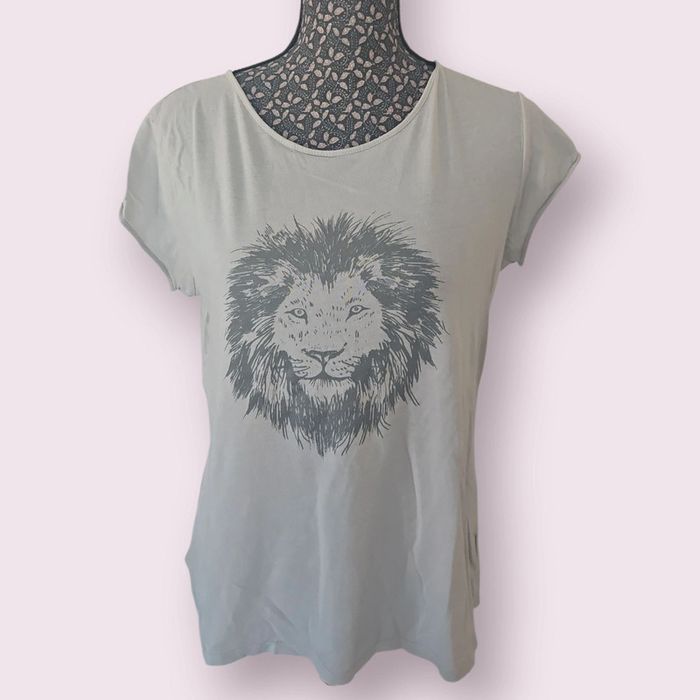 T-shirt marque Inconnu