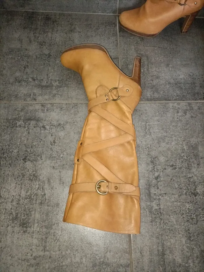 Bottes cuir véritable camel - photo numéro 2
