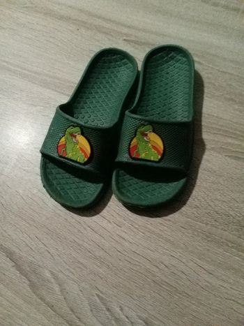 Claquettes enfant dinosaure