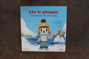 Léo le phoque au secours de son ami