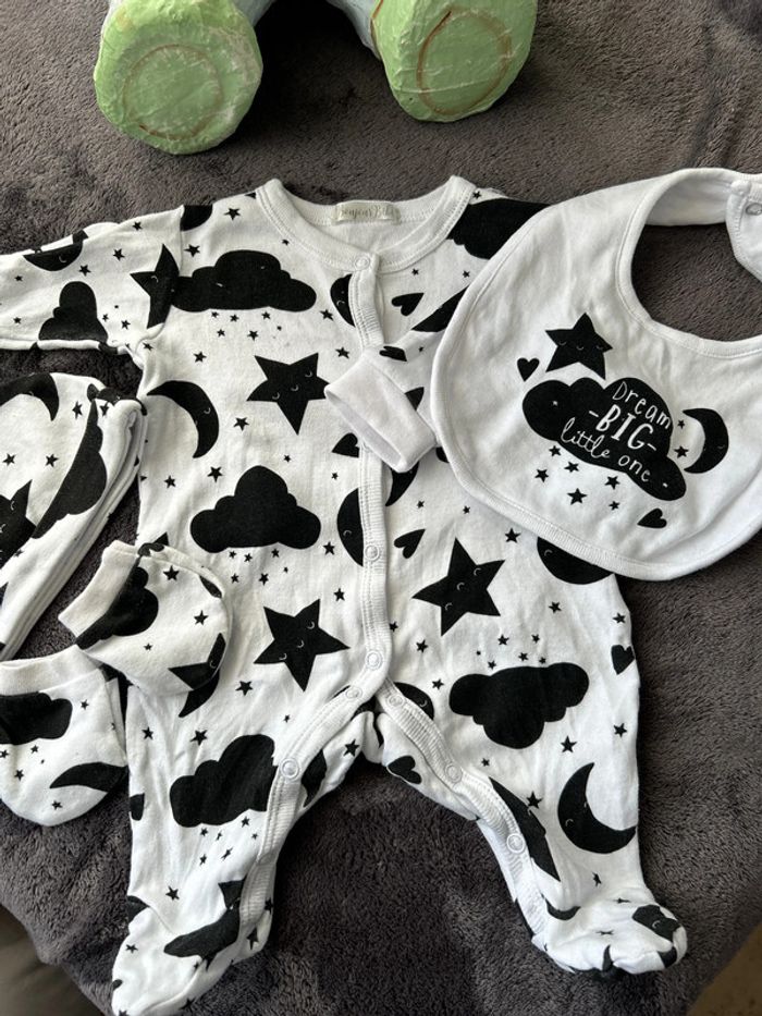 Pyjama - photo numéro 3