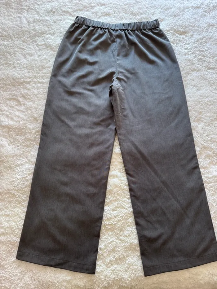 Pantalon large gris Boohoo – Taille L – Confort & Style Décontracté - Neuf - photo numéro 4