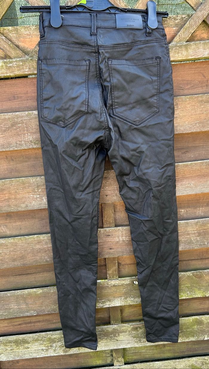 Pantalon noir - photo numéro 2