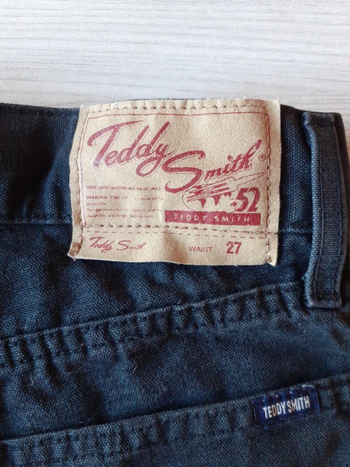 Short taille 27 teddy Smith - photo numéro 4
