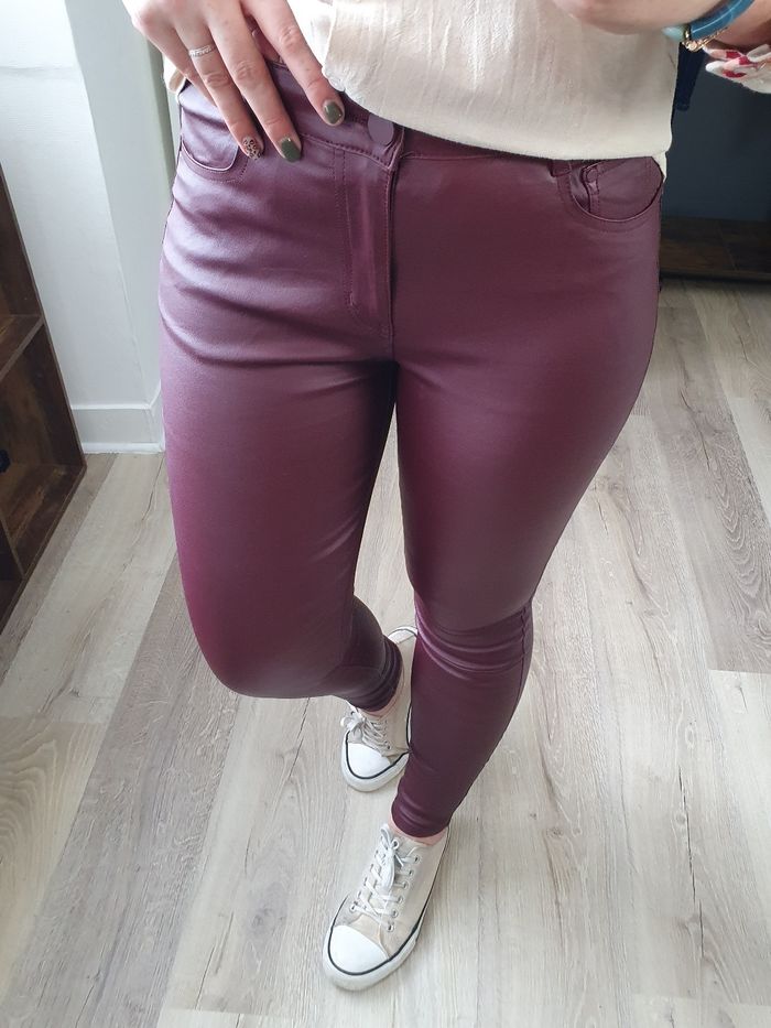 Pantalon simili cuir Séville prune Taille 42 - photo numéro 2