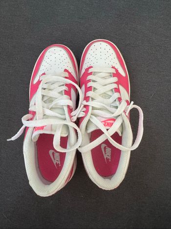 Nike dunk low rose et blanche