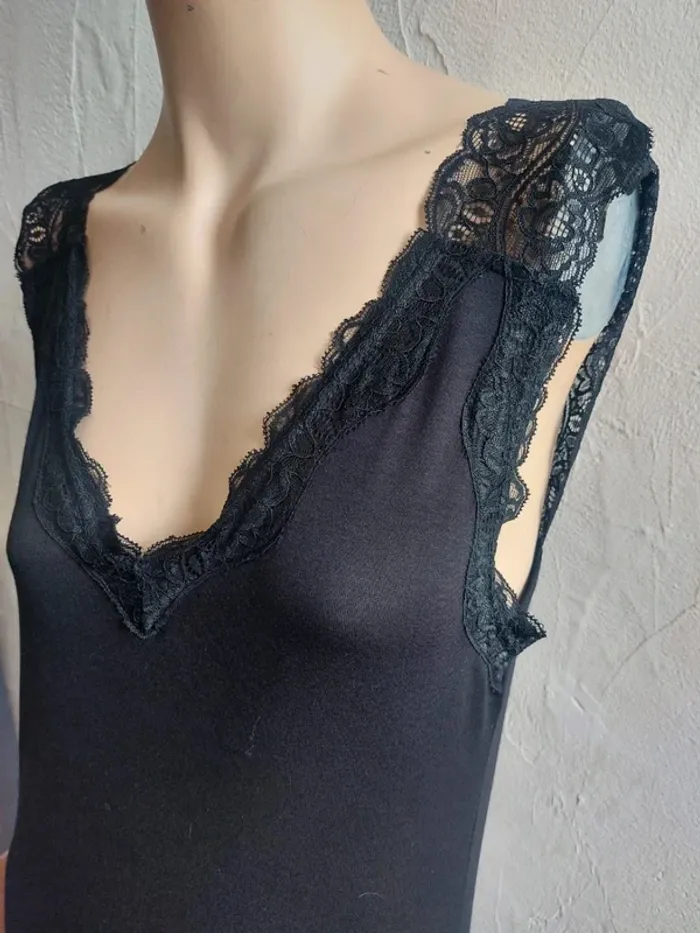 Robe nuisette en dentelle noire Taille S - photo numéro 3