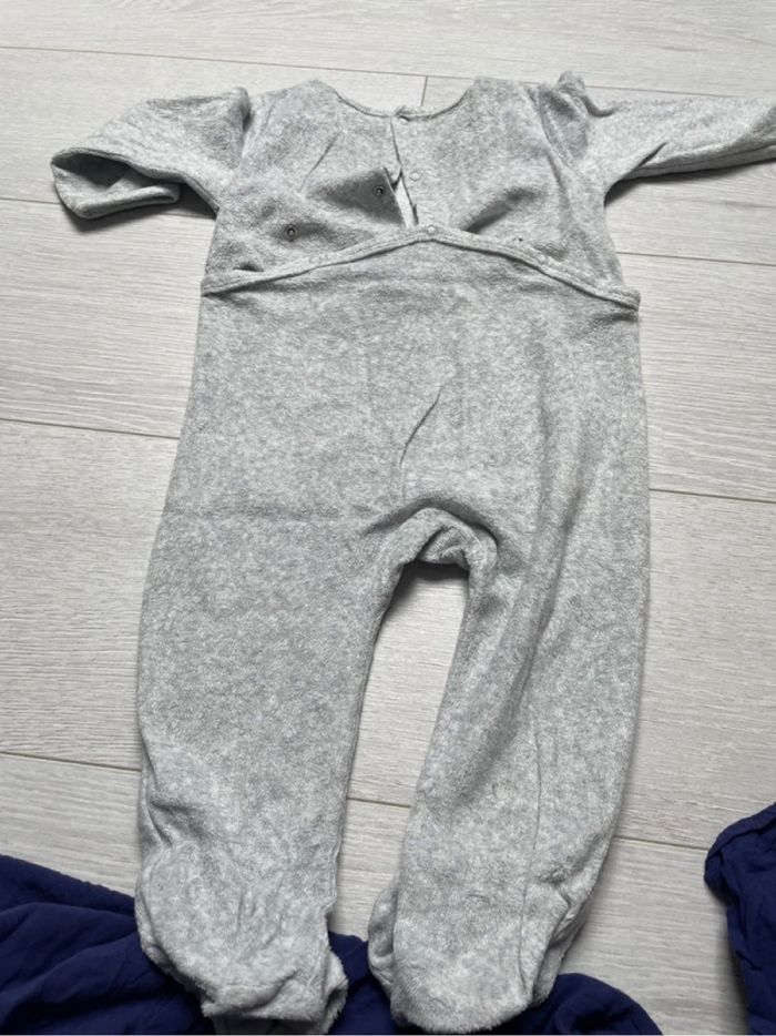 Pyjama - photo numéro 2