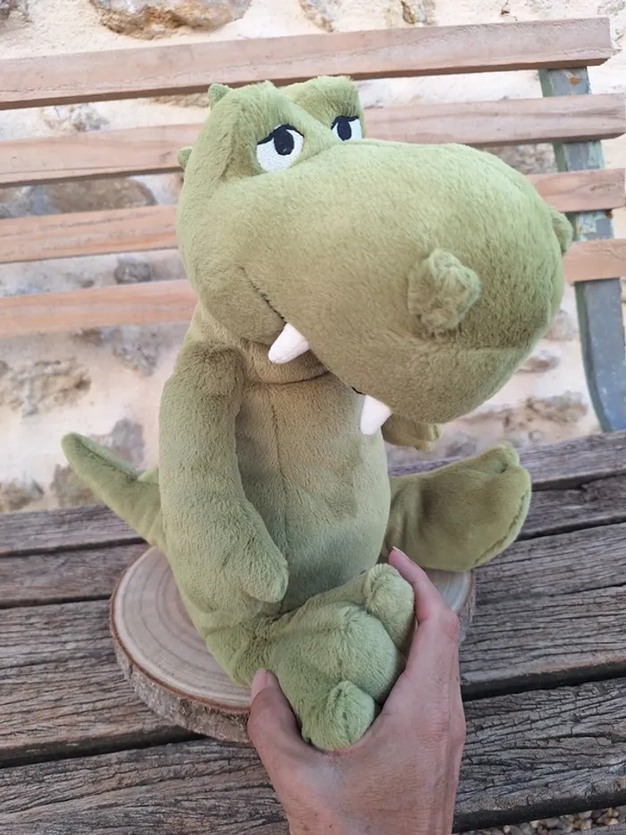beautiful green Bryno Dino nwt jellycat - photo numéro 2