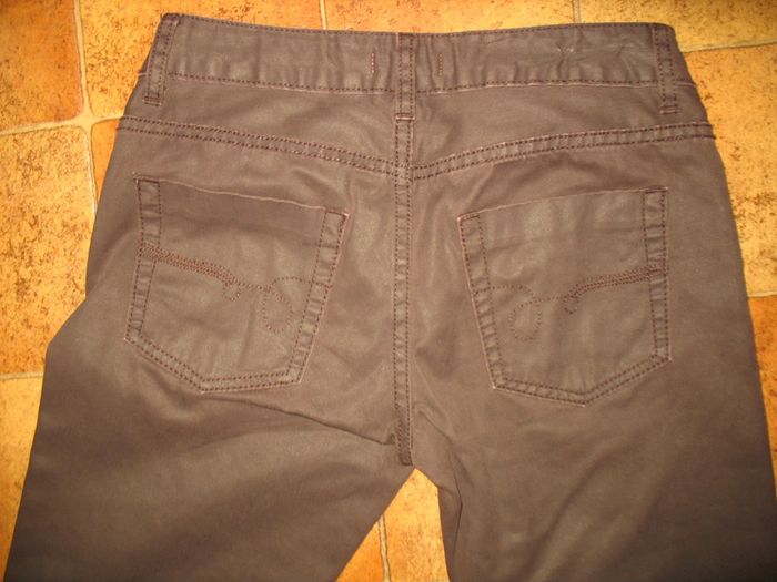 PANTALON DROIT MARRON FILLE "DDP" - 16 ANS - n°01 - photo numéro 3