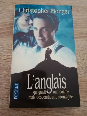 Christopher Monger 📚 L'anglais qui gravit une colline mais descendit une montagne