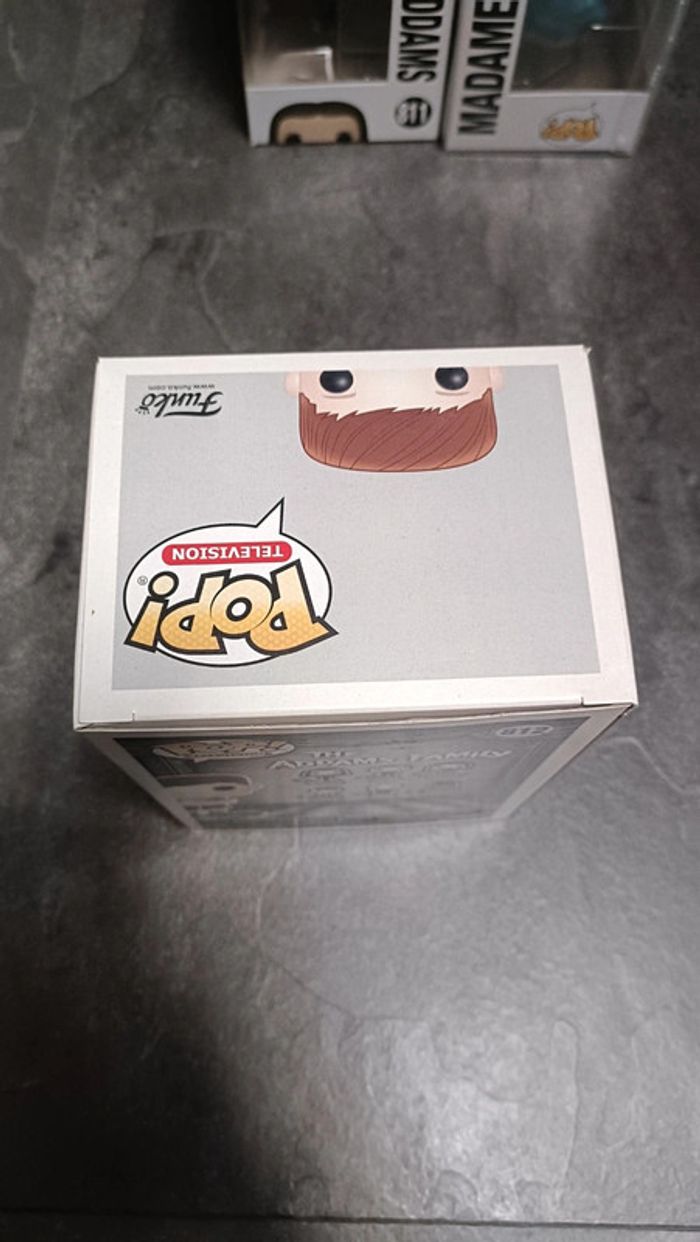 Funko pop pugsley addams 812 - photo numéro 3