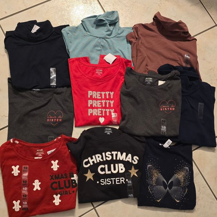 Neufs (non portés)😍🥰 superbe lot Tee-shirts ml et sous pulls 10 ans fille 🥰😍
