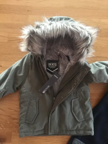 Blouson IKKS garçon 6m neuf avec étiquette