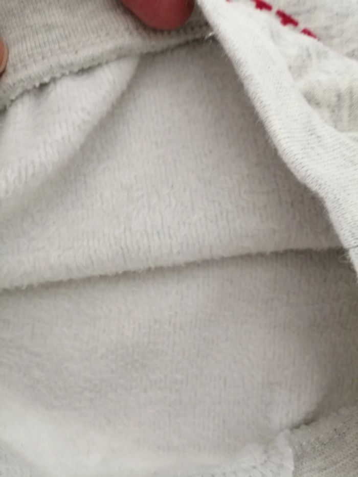 Sweat 3 mois - photo numéro 6