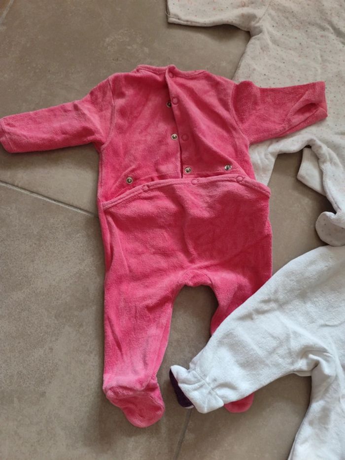 Lot 3 pijamas 1 mois - photo numéro 10