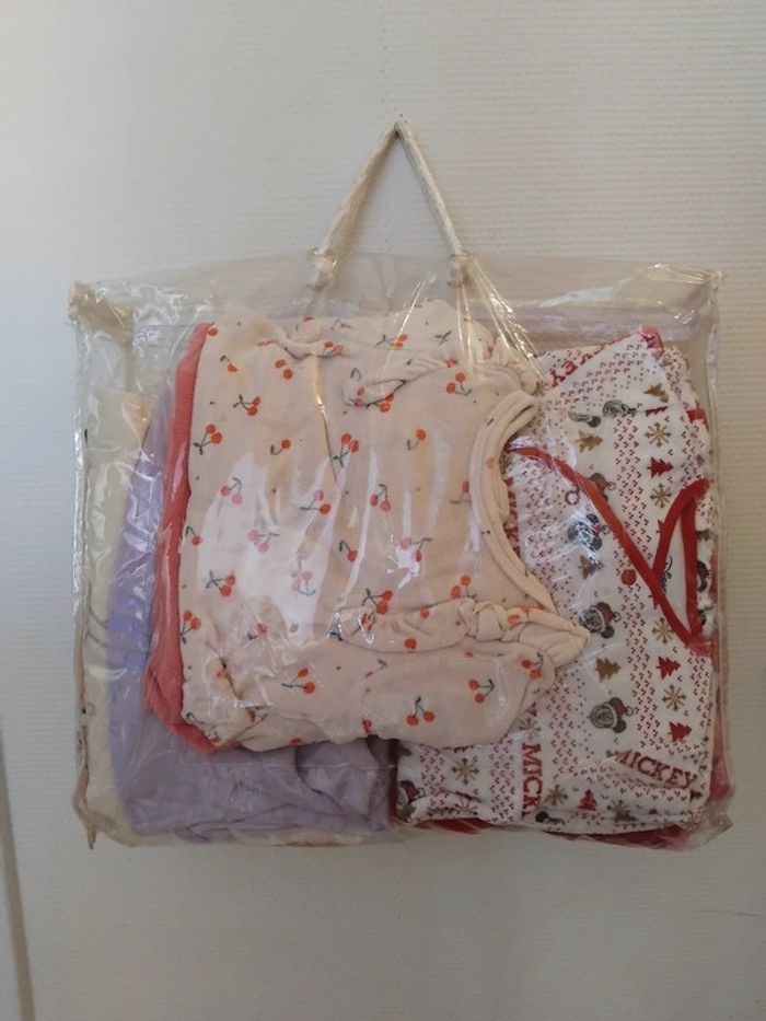 Pyjamas fille 18/24mois