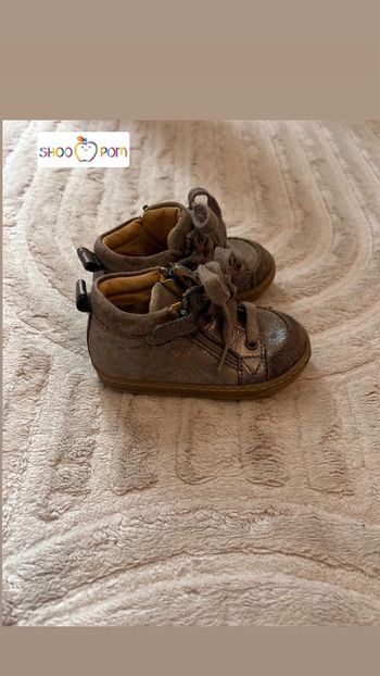 Basket Shoo pom taille 21