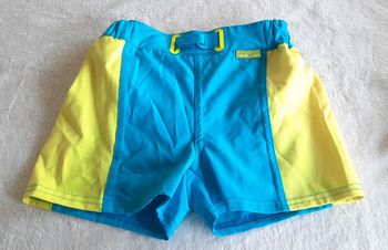 Short maillot de bain 2 ans.