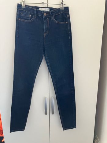 Jean femme taille S stradivarius 