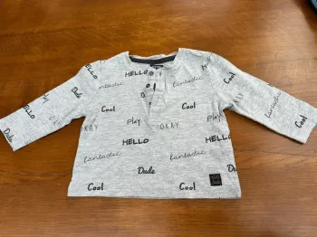 T-shirt manche longue Kiabi 9 mois