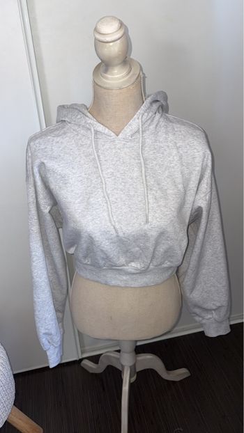 ONLY - Sweat à capuche court (Cropped) - Taille M - Gris Chiné - Neuf avec étiquette 