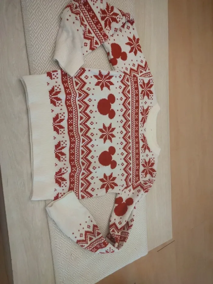 Pull noël mickey 10/12 ans
