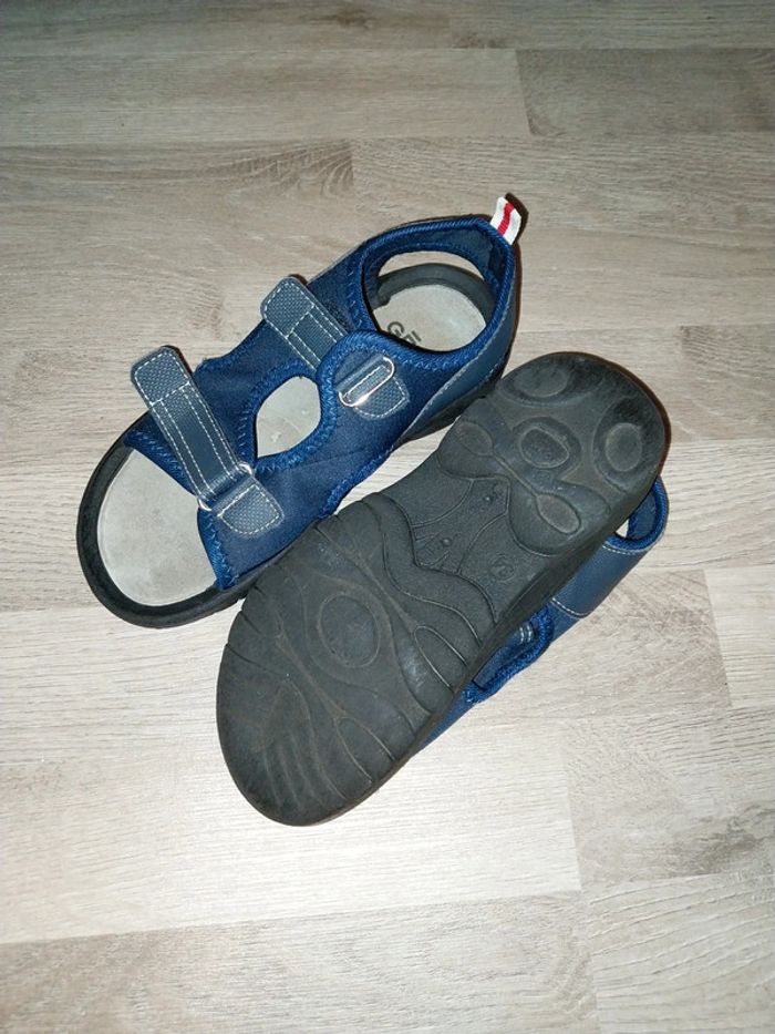 Sandales gemo garçon 34 très bon état - photo numéro 2