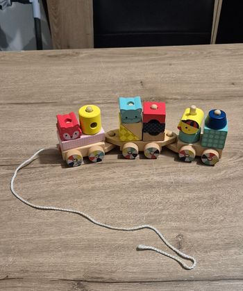 Train en bois à tirer Baby Forest