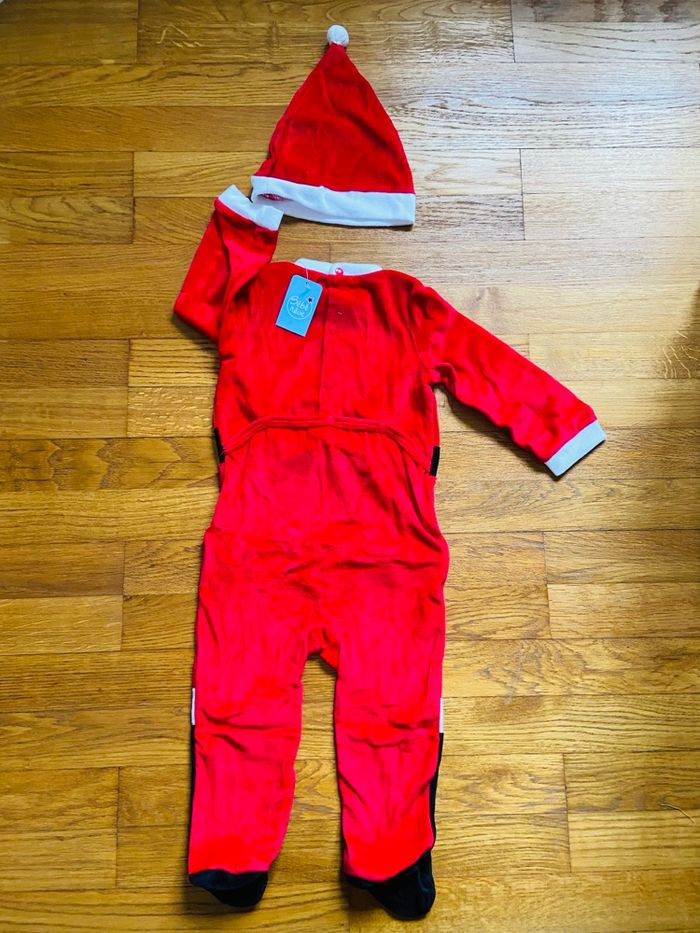 Combinaison Père Noël 24 mois - photo numéro 5