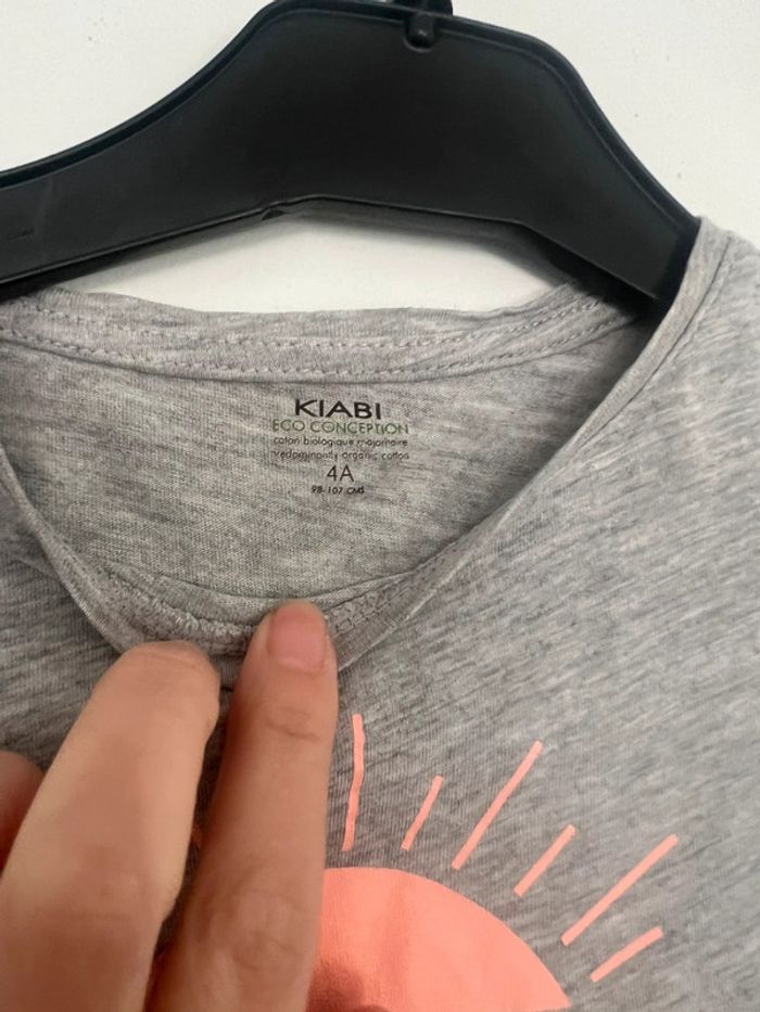 Tee shirt 4 ans - photo numéro 3