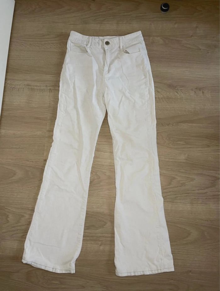 Pantalon flare blanc - photo numéro 3
