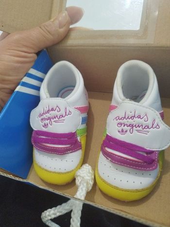 Adidas originals 18 mois