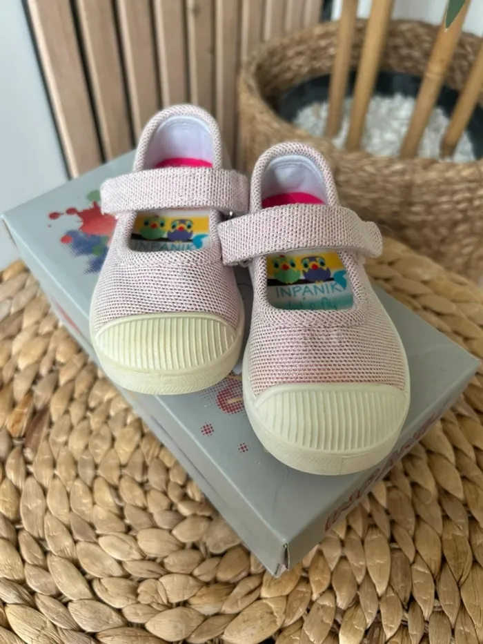 Ballerines roses pailletées taille 19