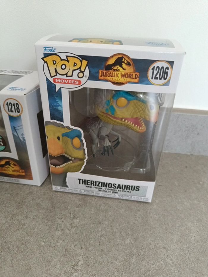 Lot funko Jurassic world 1212 1218 1206 - photo numéro 4