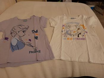 Lot de 2 t-shirts frozen 6/8ans