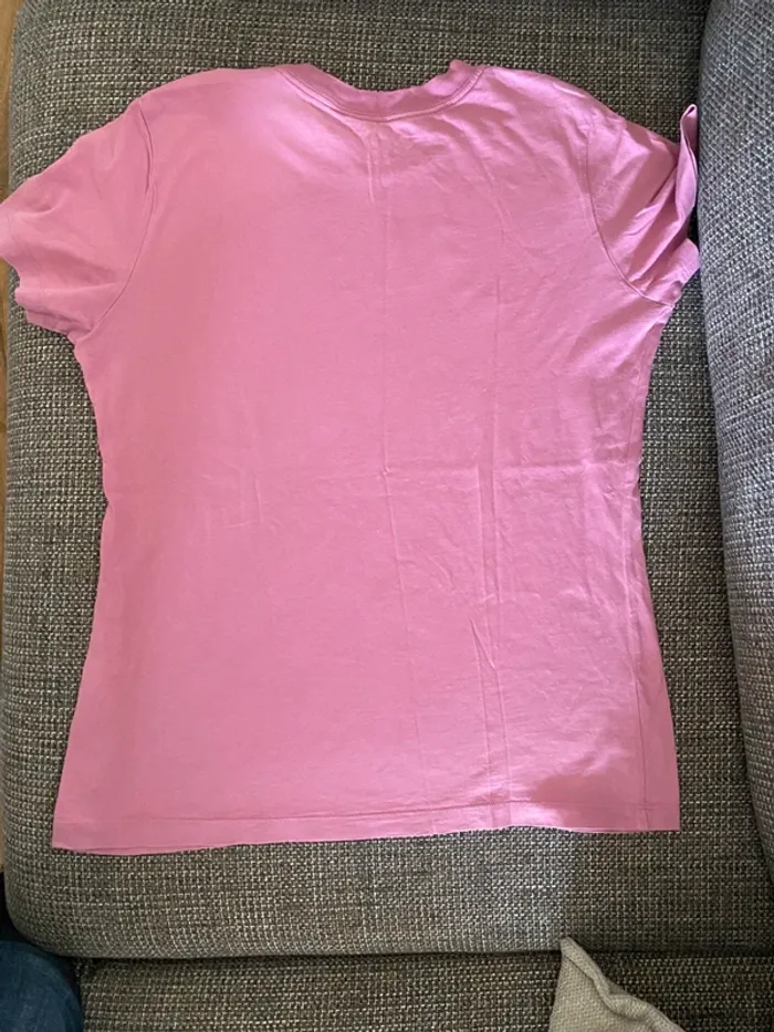 T-shirt Nike rose  taille S – Style, Confort & Performance - photo numéro 3