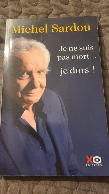 JE NE SUIS PAS MORT, JE DORS