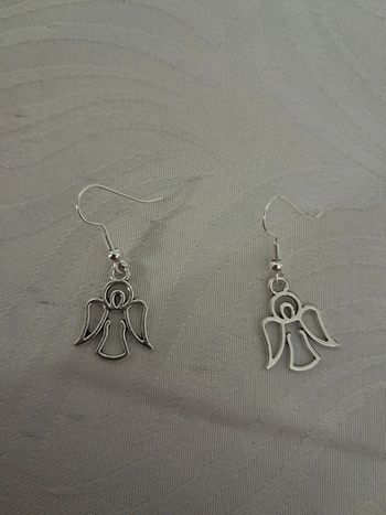 Boucle d'oreille ange