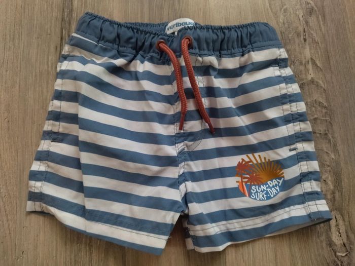 Lot vêtements garçon 6 mois - photo numéro 8